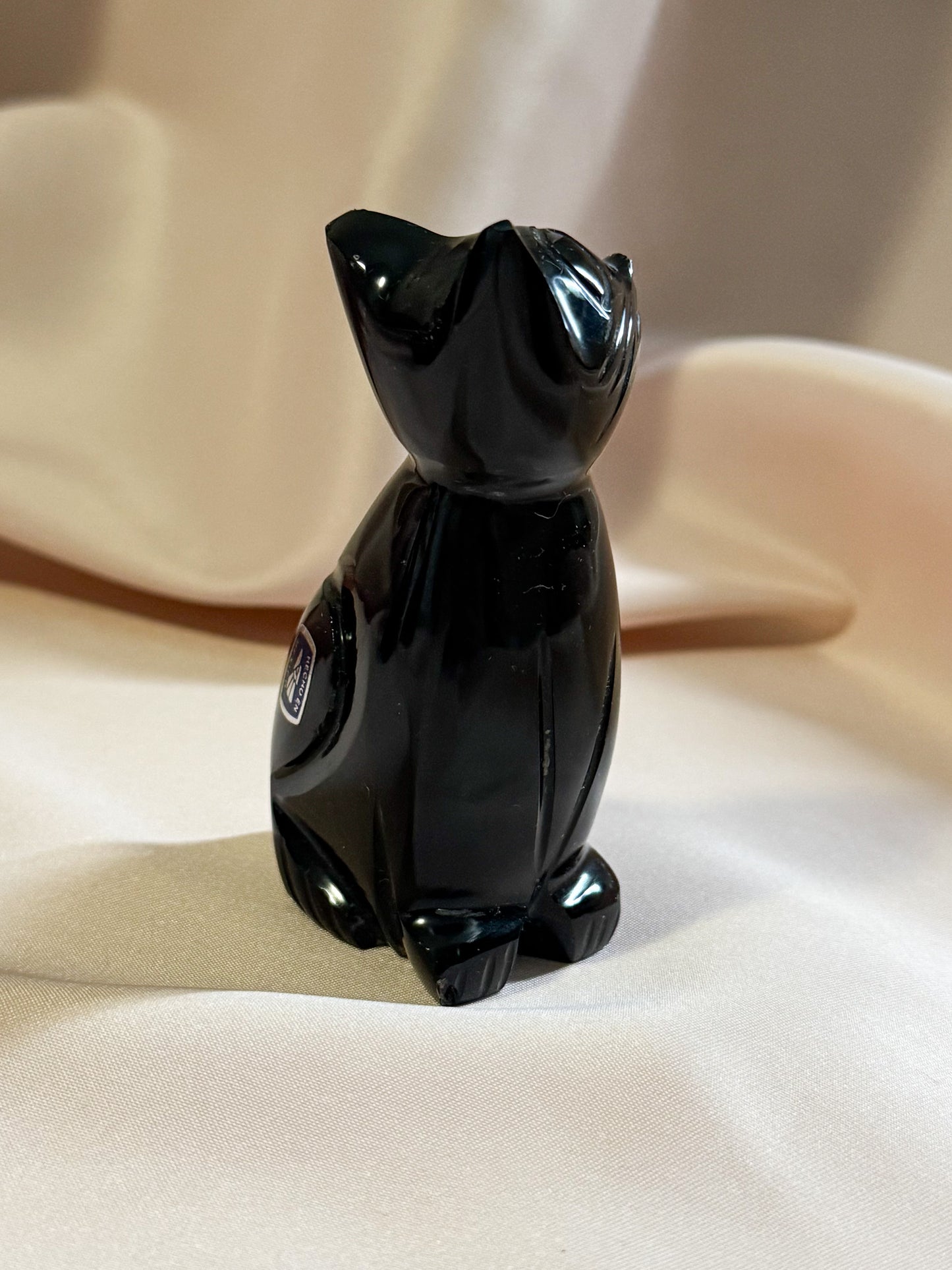 obsidian Cat