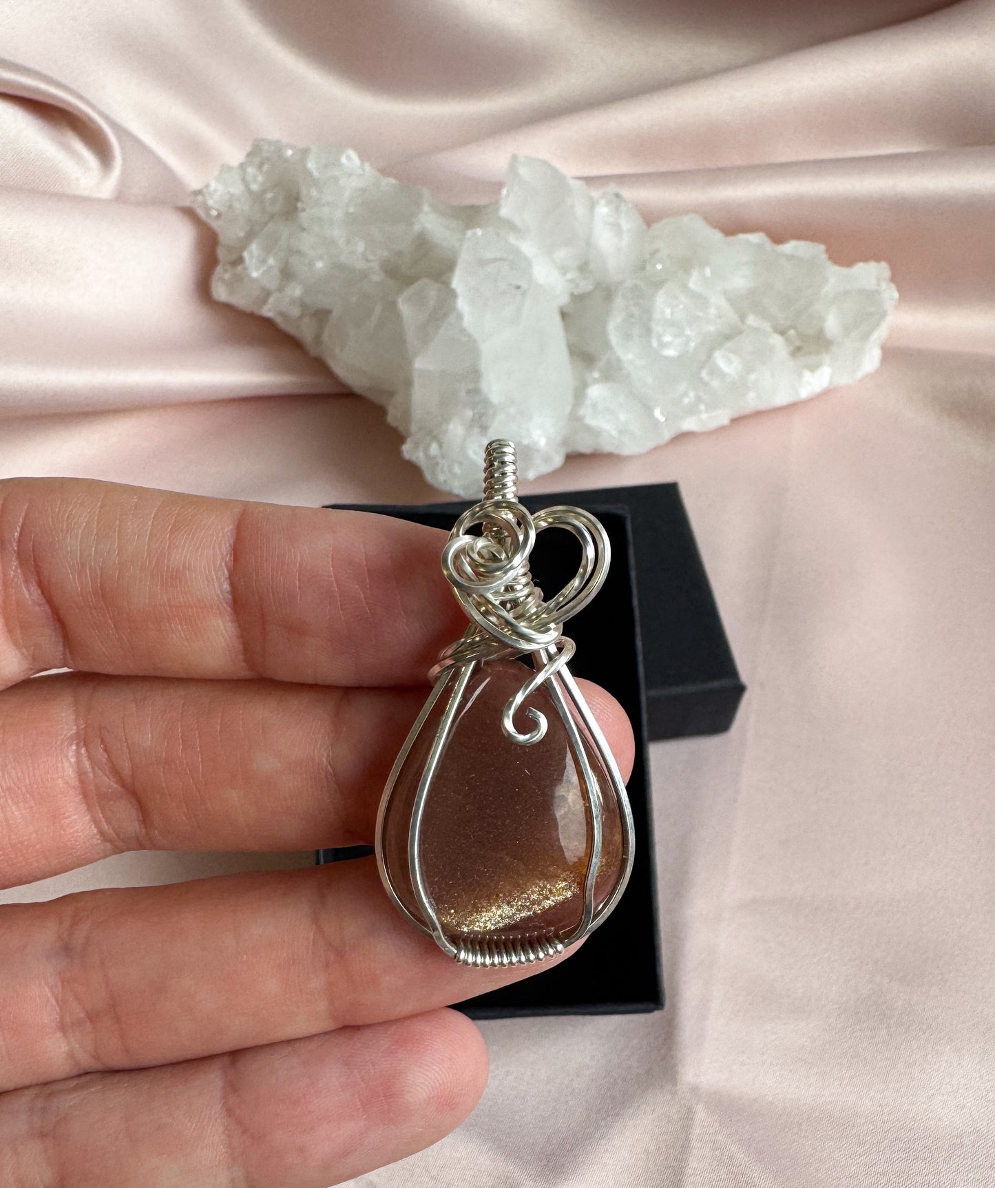 Sunstone pendant