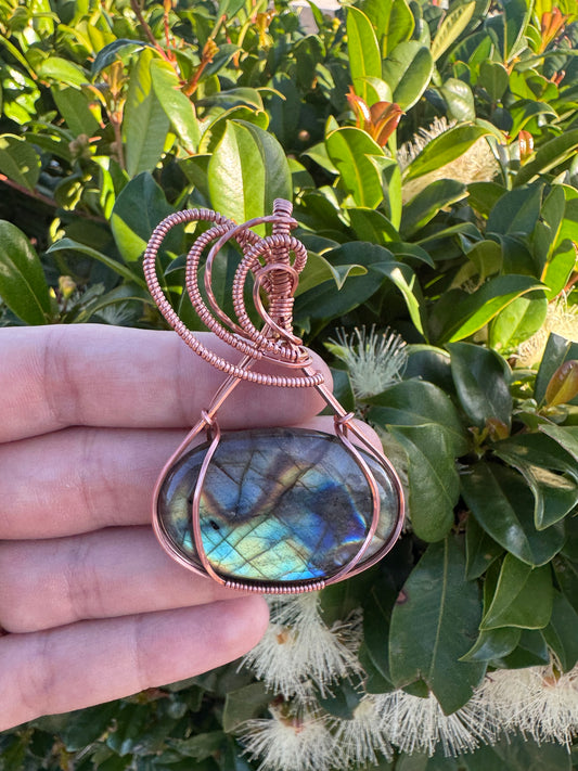 Labradorite pendant