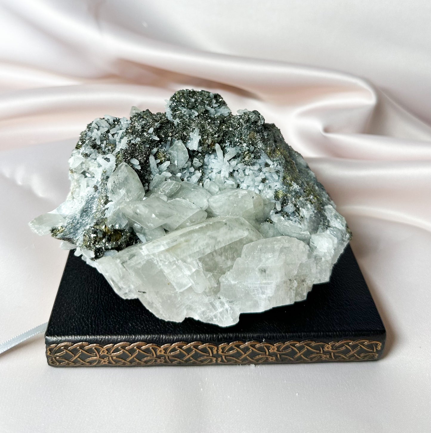 Chalcopyrite & Quartz